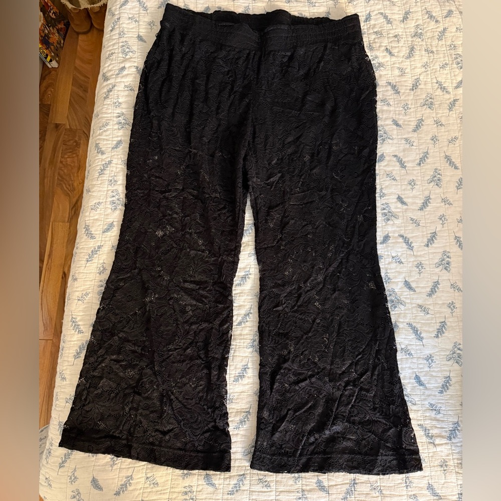 Torrid Black Floral Pants with Shorts
